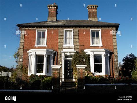 Edwardian House Detached Hi Res Stock Photography And Images Alamy