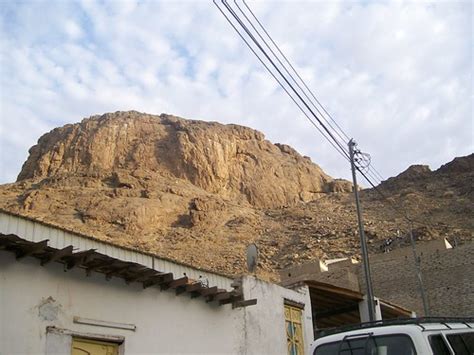 Jabal Al Noor The Mountain Of Light With A Beautiful Sky Flickr