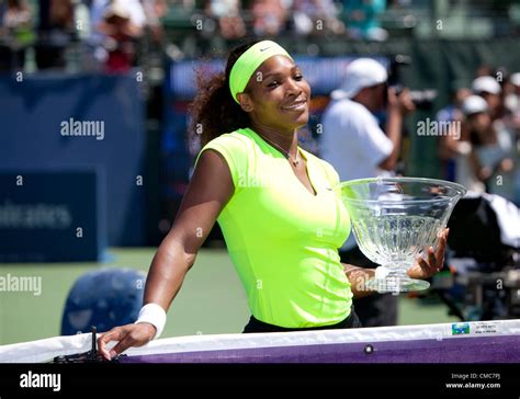 15 07 2012 Stanford California USA Serena Williams USA The Poses