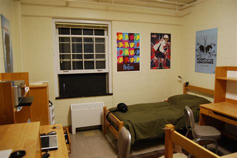Dorm Life The Good The Bad And The Gross Gentwenty
