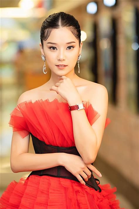 Upload, livestream, and create your own videos, all in hd. Mẹ Hoàng Yến Chibi phải bán nhà cho con gái làm mv cổ trang