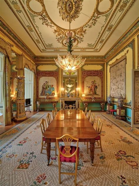 Centre Room: this is also known as the Balcony Room | Palace interior