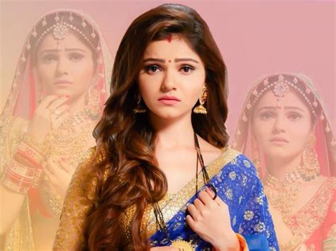 Viewers Call Out Shakti For Revealing Lead Female Character To Be A