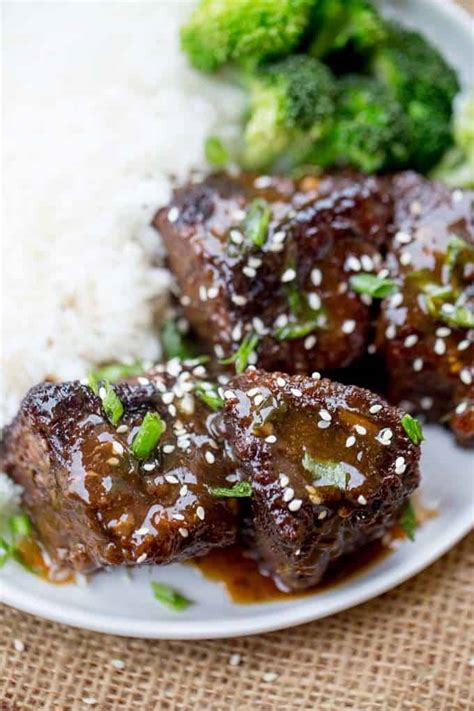 We had some korean bbq chicken for the first time in a while the other day and i completely forgot how truly unique korean bbq is compared to the first thing i always like to do with short ribs is season and sear. Slow Cooker Korean Short Ribs - Dinner, Then Dessert