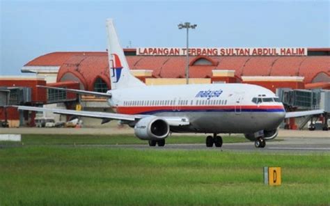 Alor setar airport (aor) in alor setar, malaysia. Lapangan Terbang Sultan Abdul Halim beroperasi seperti ...