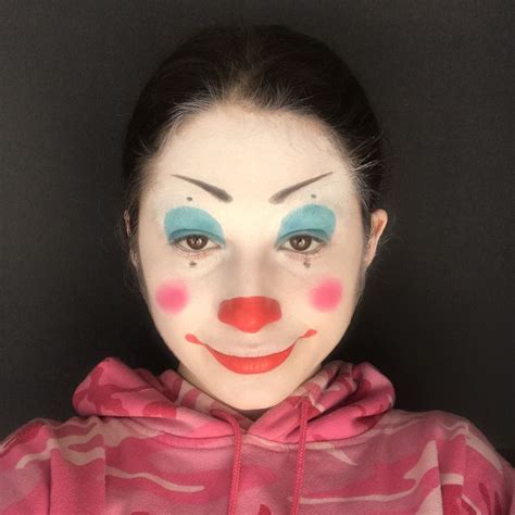 White Face Clown Female Clown Clown Makeup Face Paint Makeup