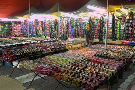 Looking for hotels in wakaf che yeh? Pasar Malam Wakaf Che Yeh