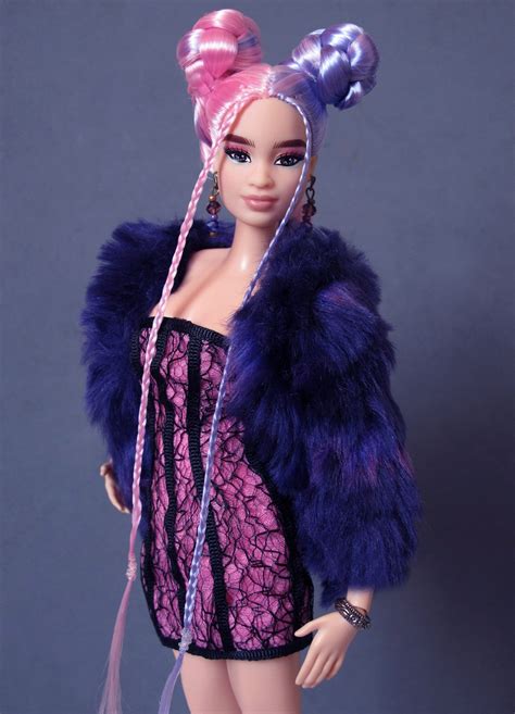 pin by olga vasilevskay on barbie fashionistas Сolor hair barbie dress fashion diy barbie