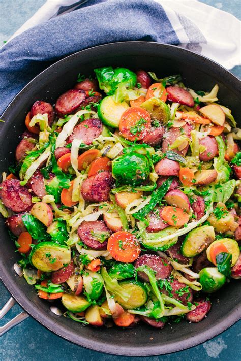 Hearty, one pot, a family favorite, perfect for the cold weather. The Best Cabbage and Kielbasa Skillet | The Food Cafe