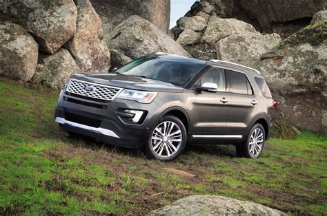 The 2016 ford explorer has nicely evolved since getting a refresh in 2011. 2016 Ford Explorer Reviews and Rating | Motor Trend