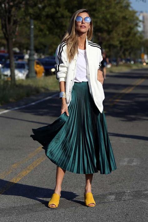 What To Wear With A Pleated Skirt Complete Guide For Women Pleated