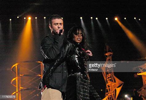 janet jackson and justin timberlake superbowl photos and premium high res pictures getty images