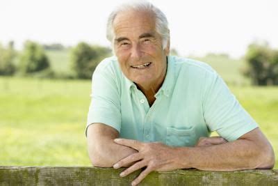 What are good gift ideas for 80th birthday celebrations? Gift Ideas for 80-Year-Old Men | Gifts for old men, Old ...