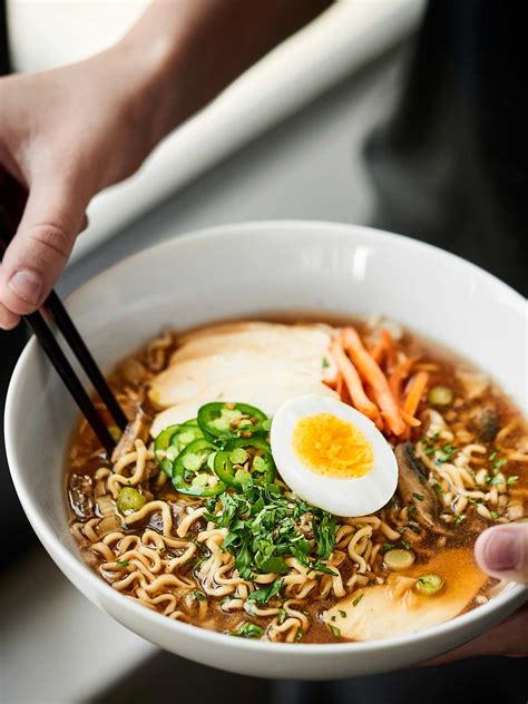 Delishus shows you a way to make her super fantastic fried ramen noodles. Slow Cooker Ramen Noodles | Recipe | Homemade ramen, Top ...