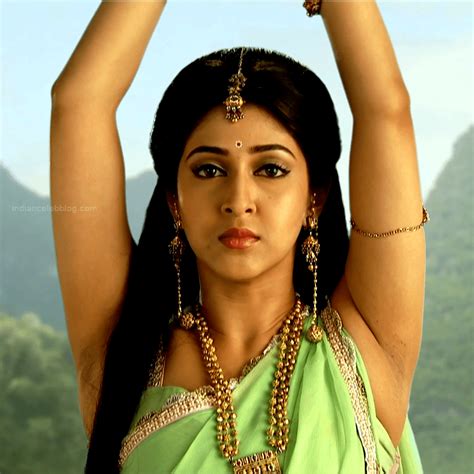 sonarika bhadoria sexy sleeveless saree devon ke dev caps indian telly show