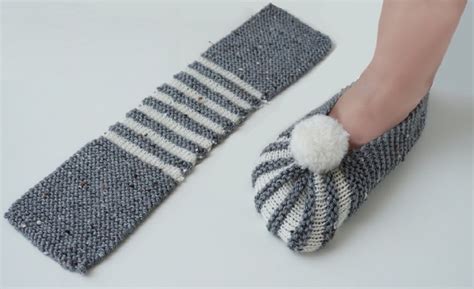 Super Easy Slippers To Crochet Or To Knit Tutorials More
