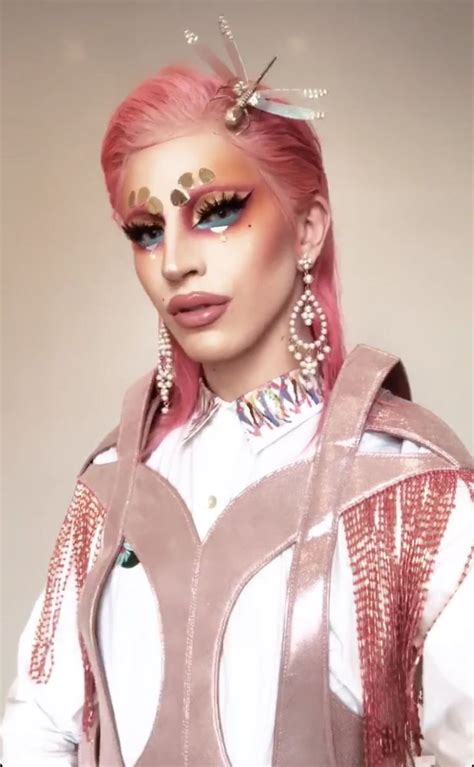 Pin By Lau On Aquaria Drag Queen Makeup Queen Makeup Rupaul
