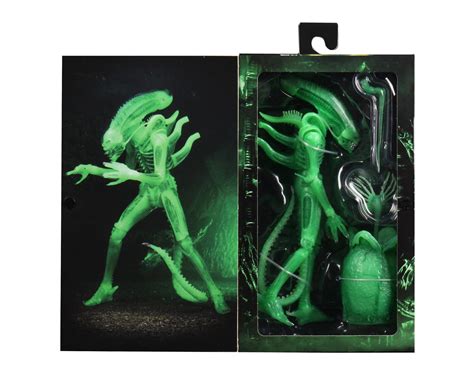 The Blot Says Sdcc 2020 Exclusive Alien Ultimate Big Chap Glow In