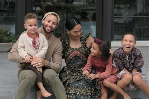 Glimpse Into The Enchanting Lives Of Stephen Curry And Ayesha Currys