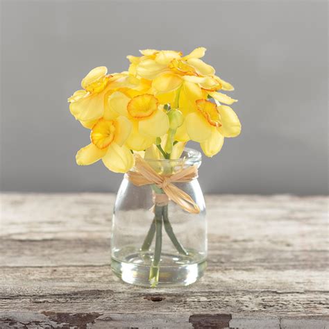 Yellow Narcissus Vase Primitives By Kathy