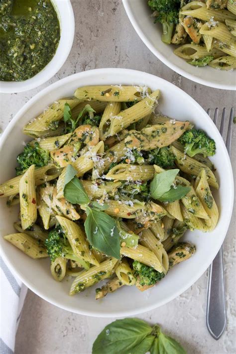 Chicken Pesto Pasta With Broccoli Stephanie Kay Nutrition