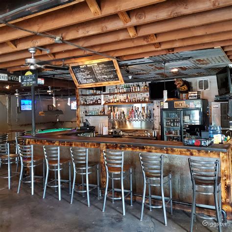 Your Favorite Neighborhood Dive Bar Rent This Location On Giggster