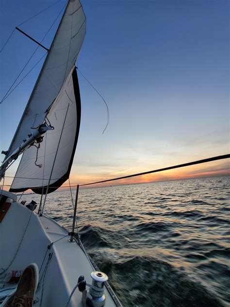 Relaxing Sunset Sail On Lake Pontchartrain Rsailing