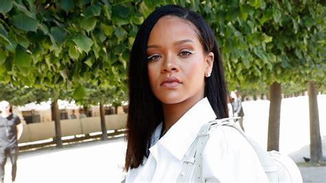 Rihannas Fenty Beauty Moroccan Spice Palette Is Coming Allure