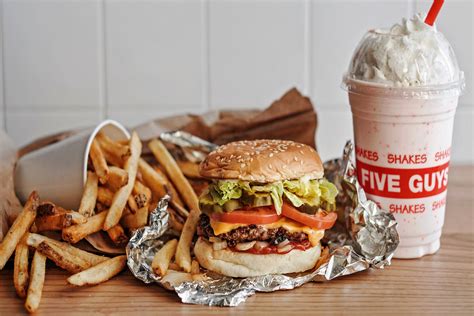 · this copycat five guys burger recipe replicates the delicious burger recipe found at the famous fast food joint. Quick bites: Five Guys in Singapore, Gram Pancakes and ...