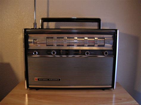 Listen to thousands live online radio streams for free, 24 hours/day. File:Shortwave Radio.jpg - Wikimedia Commons