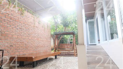 Desain rumah tinggal minimalis 2 lantai 8 x 12 meter : Rumah Cantik Design Modern 2 Lantai Bintaro Jaya Sektor 9