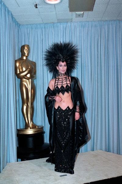 Vintage Cher At The Oscars See Her 10 Most Fabulous Academy Awards