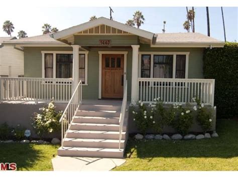 My fiance and i are days away from closing on our first house. Adorable Silver Lake California craftsman home for sale | Craftsman house, Craftmans style homes ...