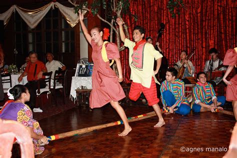 i heart manila: traditional filipino folk dance - tinikling