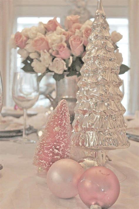 Pin By Suhair Al Shamary On صور منوعه Pink Christmas Decorations