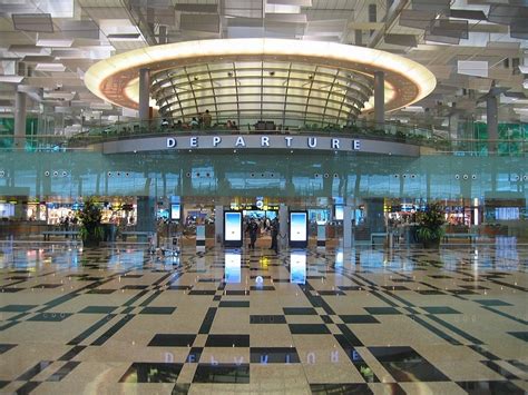 Terminal t2 kam 1991 hinzu und. File:Flughafen singapur.jpg