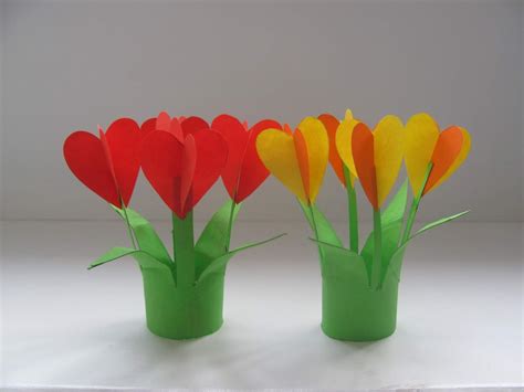(pin from your own blog only please.). Jumble Tree: Paper roll posy for Valentine's Day - easy ...