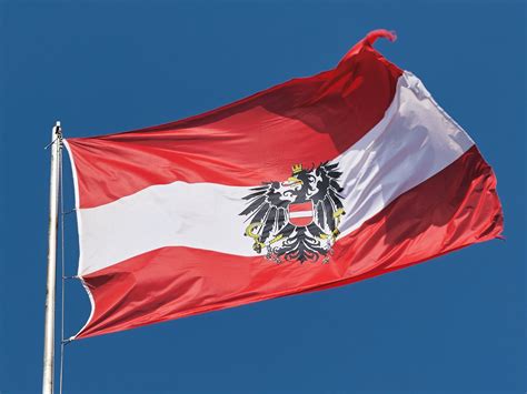 Flagge Österreich Fakten Legende And Tradition In Rot Weiß Rot