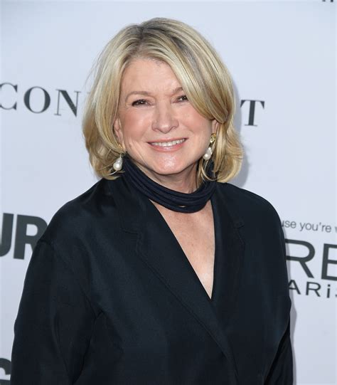 Martha Stewart Is Getting Into The Cbd Game With Canopy Growth Observer