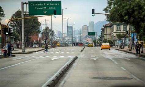 El secretario de salud estará encargado de la alcaldía mientras la mandataria cumple su aislamiento. Claudia López decreta nuevas medidas restrictivas en Bogotá