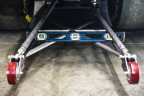 How To Build A Set Of Wheelie Bars With Sandw Race Cars