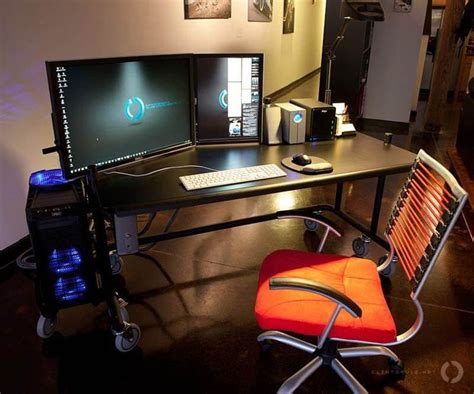 21 Of The Coolest Dual Monitor Setup Youll Ever See Dual Monitor
