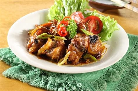 Apr 26, 2021 · recipe: 5 Resep Masakan Rumahan Serba Ayam, Goreng Kremes, Sambal ...