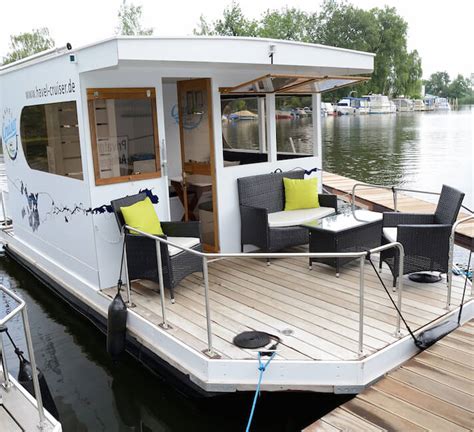 Hausbootfloß Vermietung in Brandenburg Havel HAVEL CRUISER