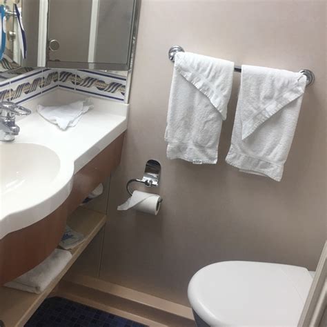 View all 8 photos ». Serenade of the Seas Cabins and Staterooms