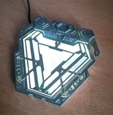 Download Iron Man Mark 50 Arc Reactor Template - Buying Frye Campus ...