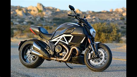 Ducati Diavel Carbono Uma Moto Unica Motomack Uk Youtube