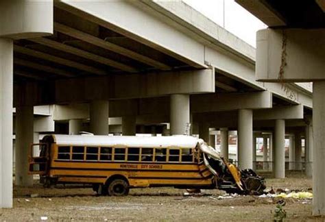 Deadly School Bus Crash Photo 1 Pictures Cbs News