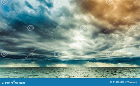 Seascape Sea Horizon And Sky Stock Photo Image Of Dramatic Clouds