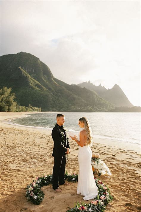 How To Elope In Hawaii And A Look At Our Hawaii Elopement Packages Mersadi Olson Wedding